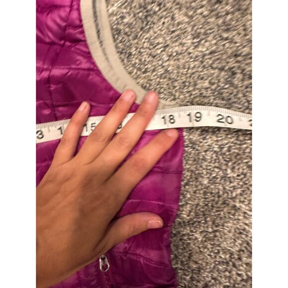 Eddie Bauer Women’s Puffer Vest Purple Size Small EUC - Picture 7 of 7